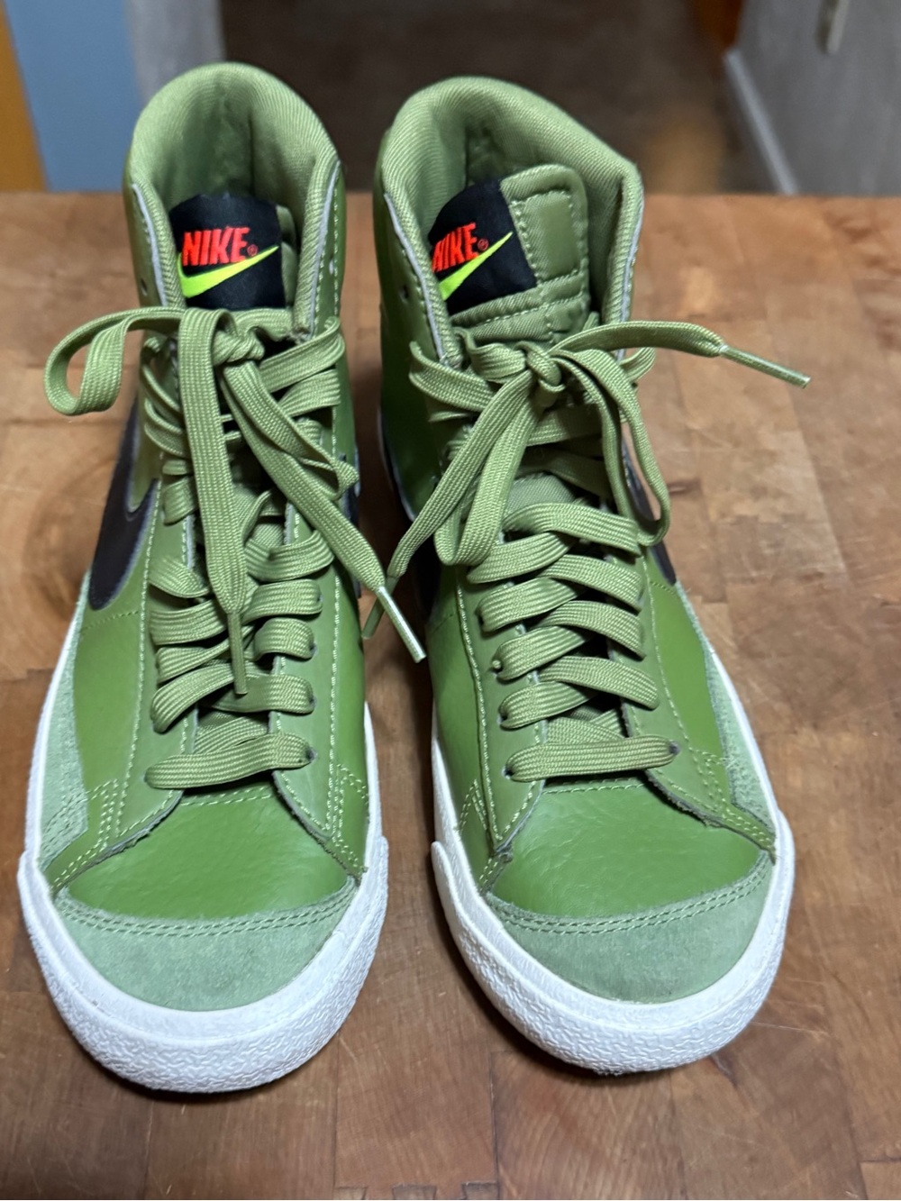 Nike Olive Green High-Top Sneakers with Black Swoosh Youth Sz 5 Blazer Shoe
